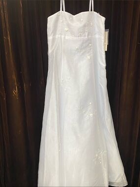 White Girls' Formal Spaghetti-Strap Dress with Subtle Embroidery